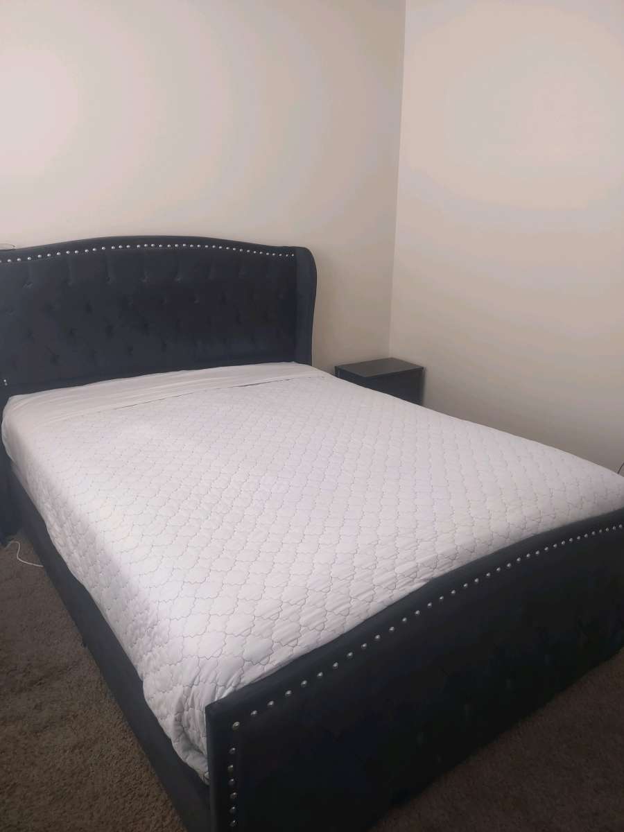 Queen Bed with  Bamboo Mattress