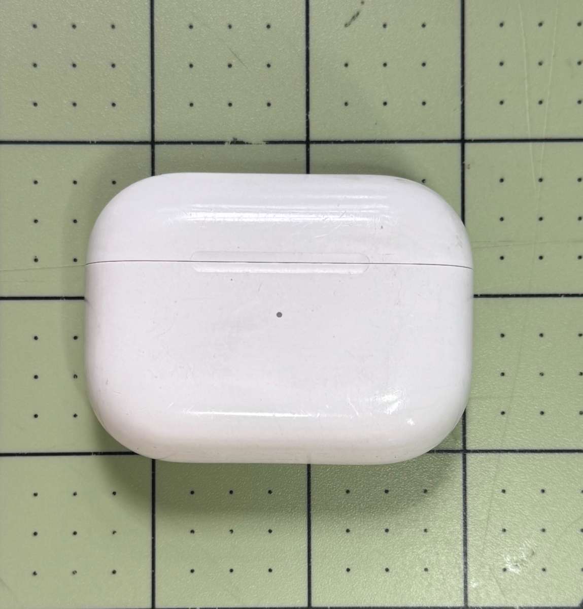 Genuine Apple AirPods Pro 1st Gen Charging Case A2190 Case O