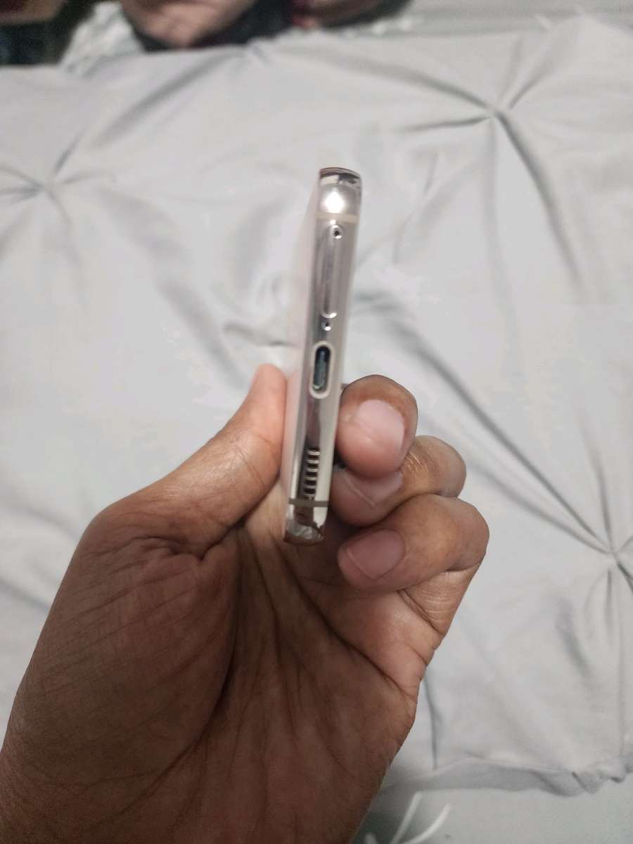 Samsung galaxy S22 pink tmobile unlocked