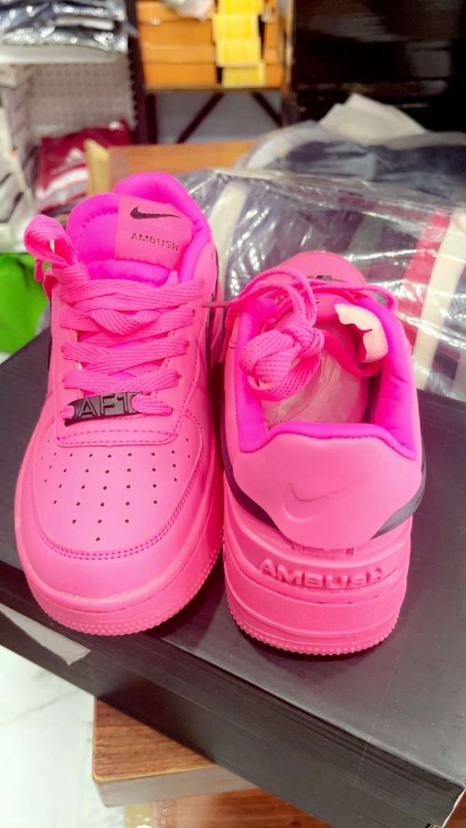 Brand new Nike sneakers pink color