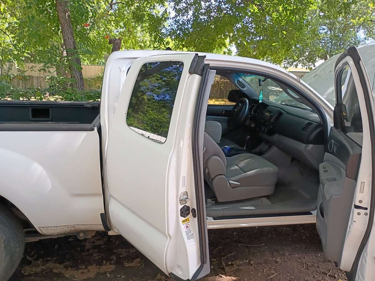 Truck Toyota Tacoma 2009