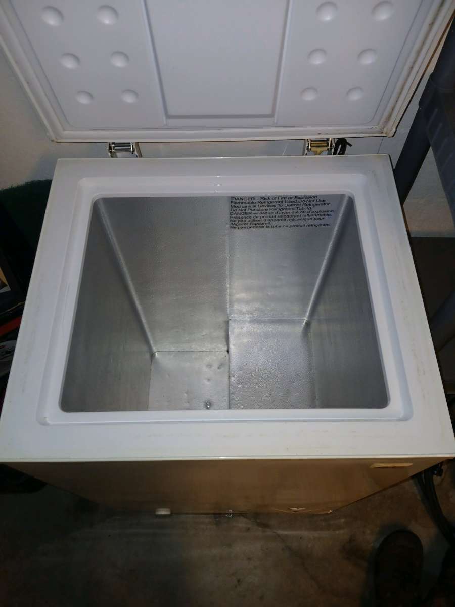 freezer chest