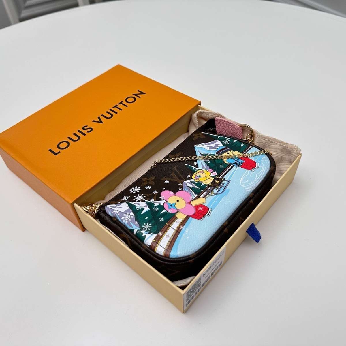 LOUIS VUITTON Limited Edition Monogram Canvas Christmas 2022