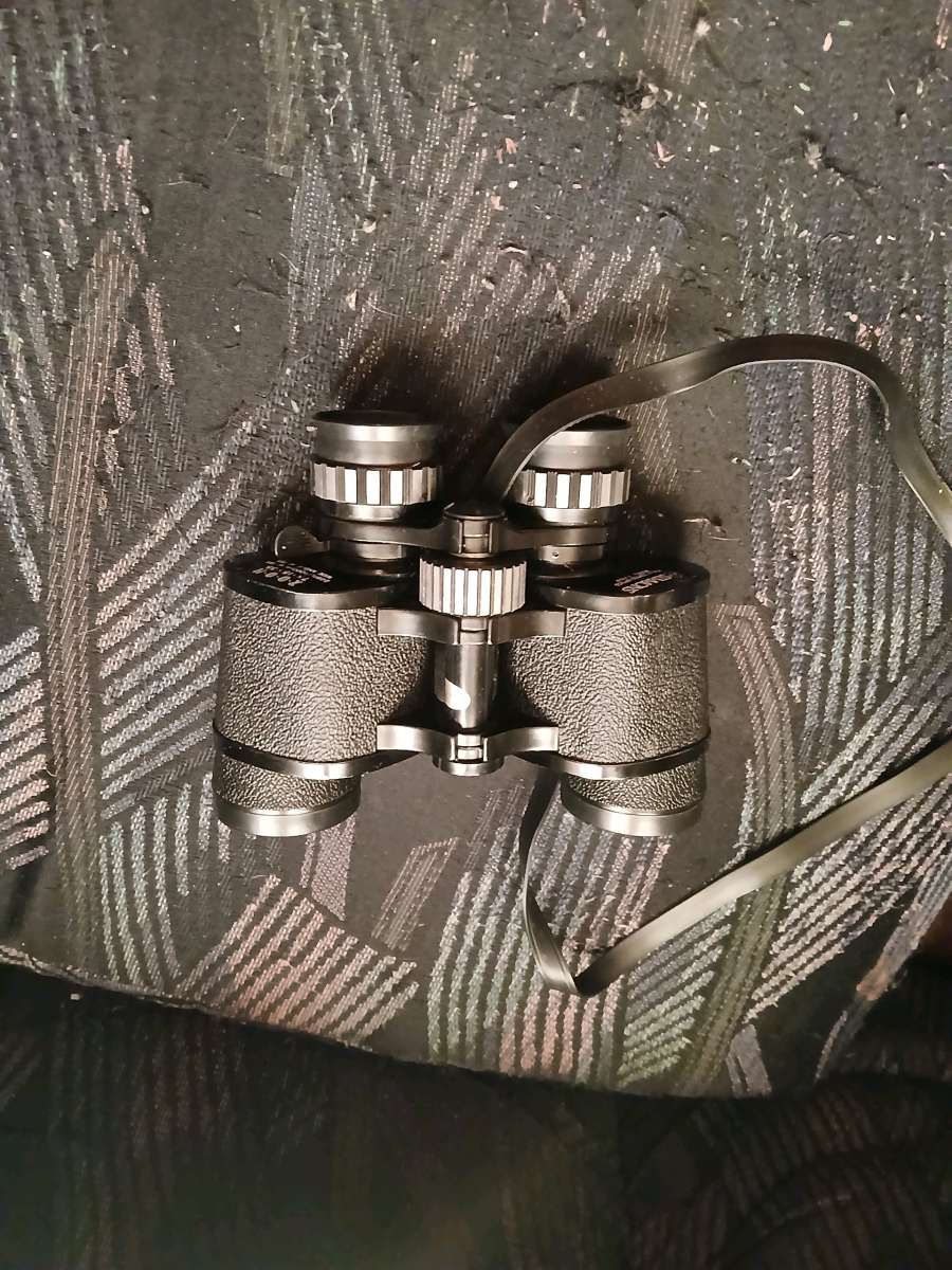 Binoculars adults
