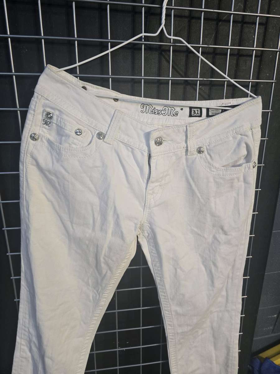 women miss me jeans color white