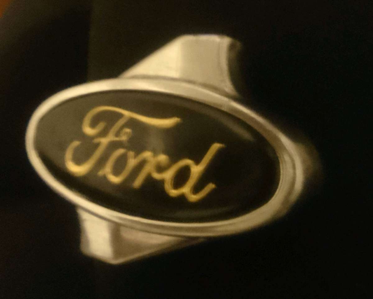 Ford emblem