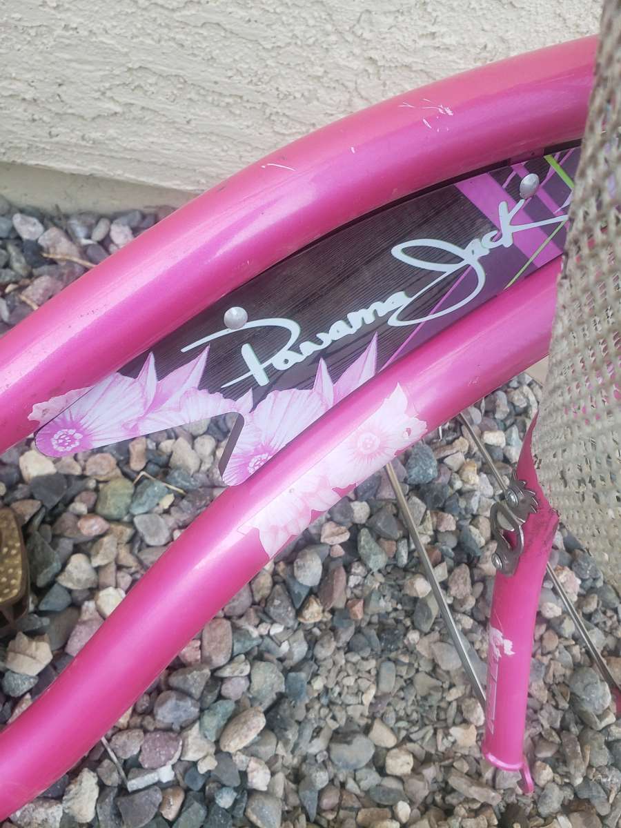 women pink bike