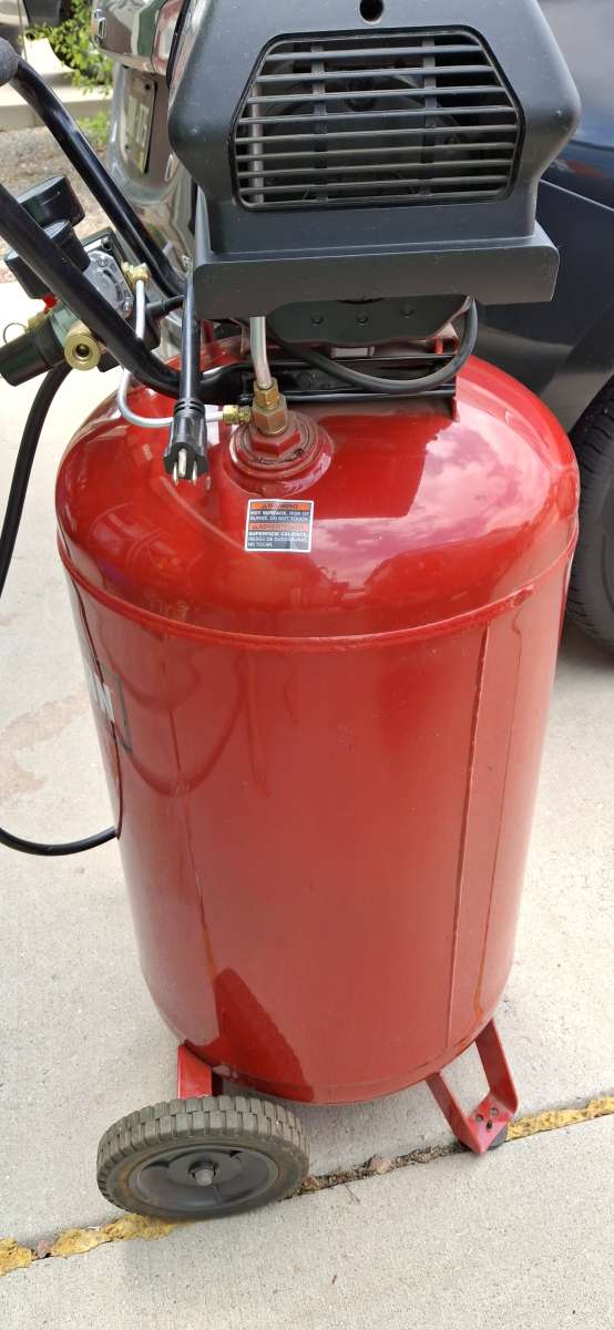 craftsman 33gallon 150 psi air compressor like new