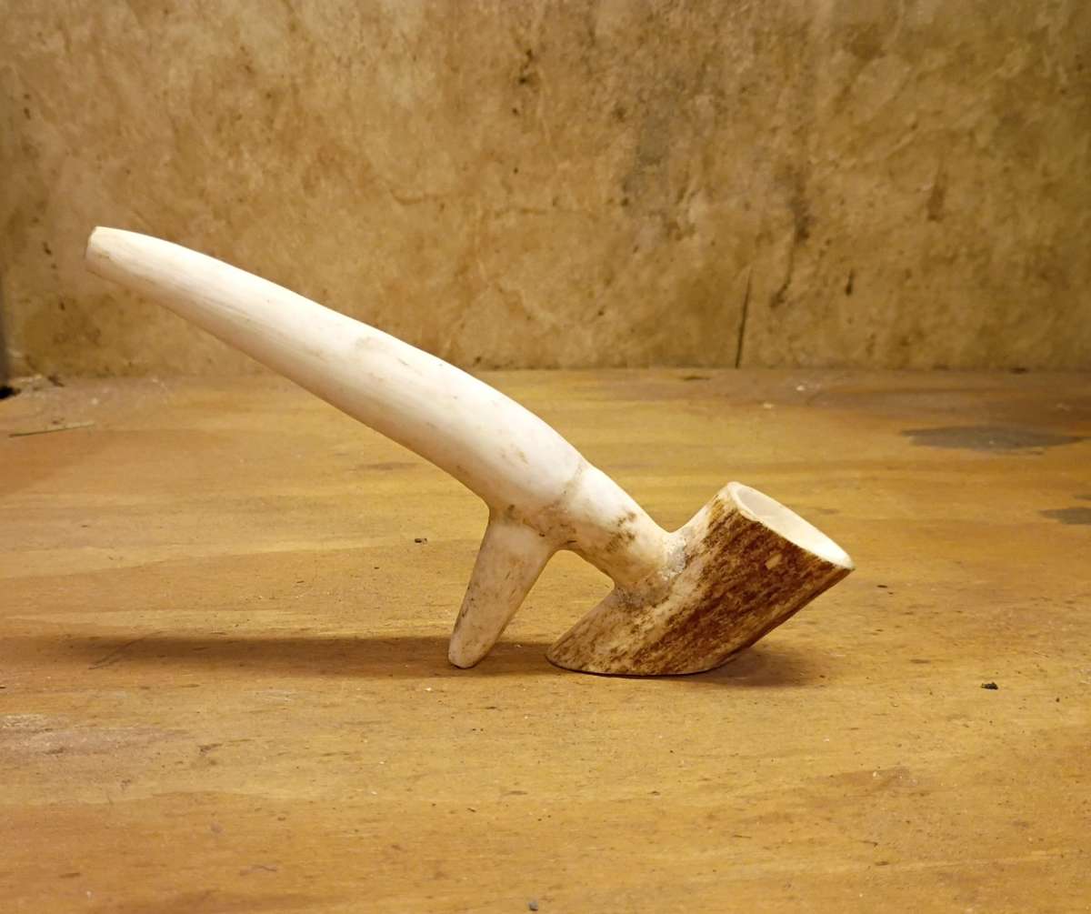 elk antler pipe