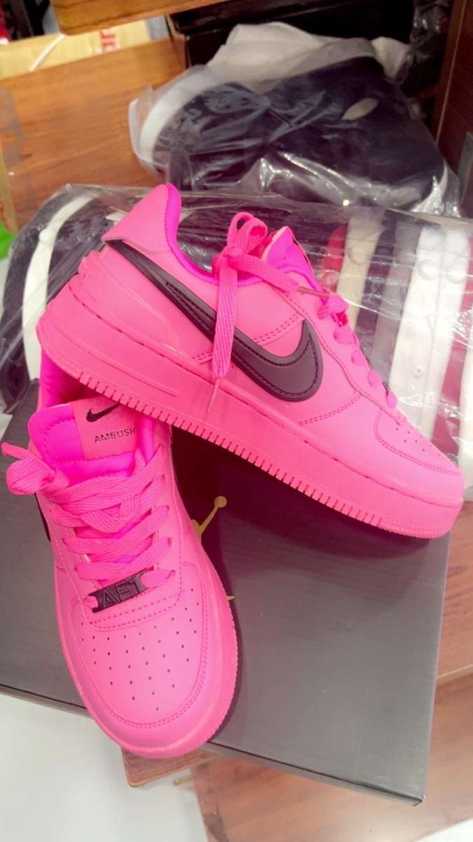 Brand new Nike sneakers pink color