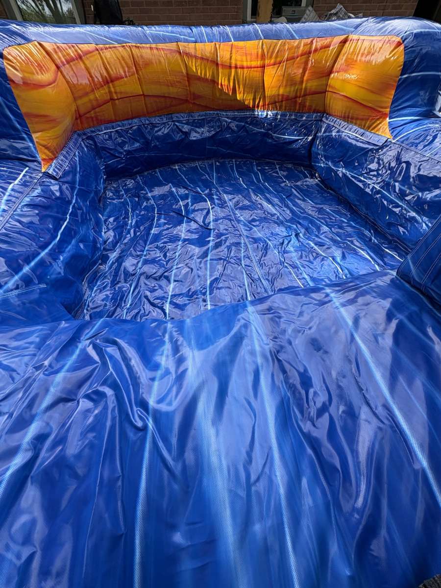 22 ft waterslide INFERNO