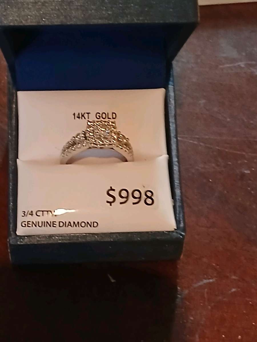 engagement ring