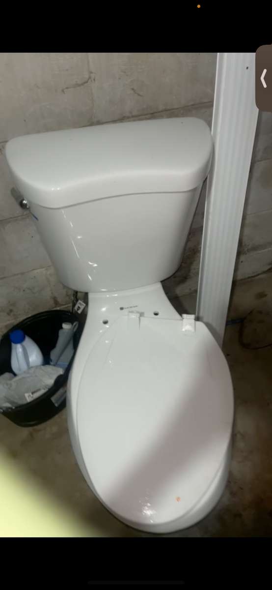 Glacerbay toliet