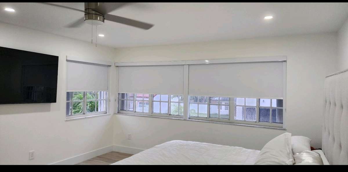 zebra Shades lights filtering o roller shades blackout o scr