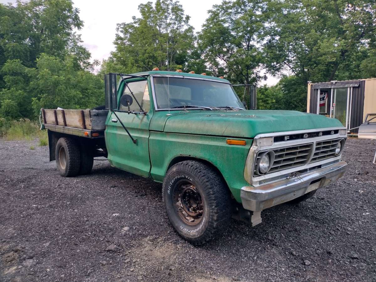 1975 Ford f350 390 4spd