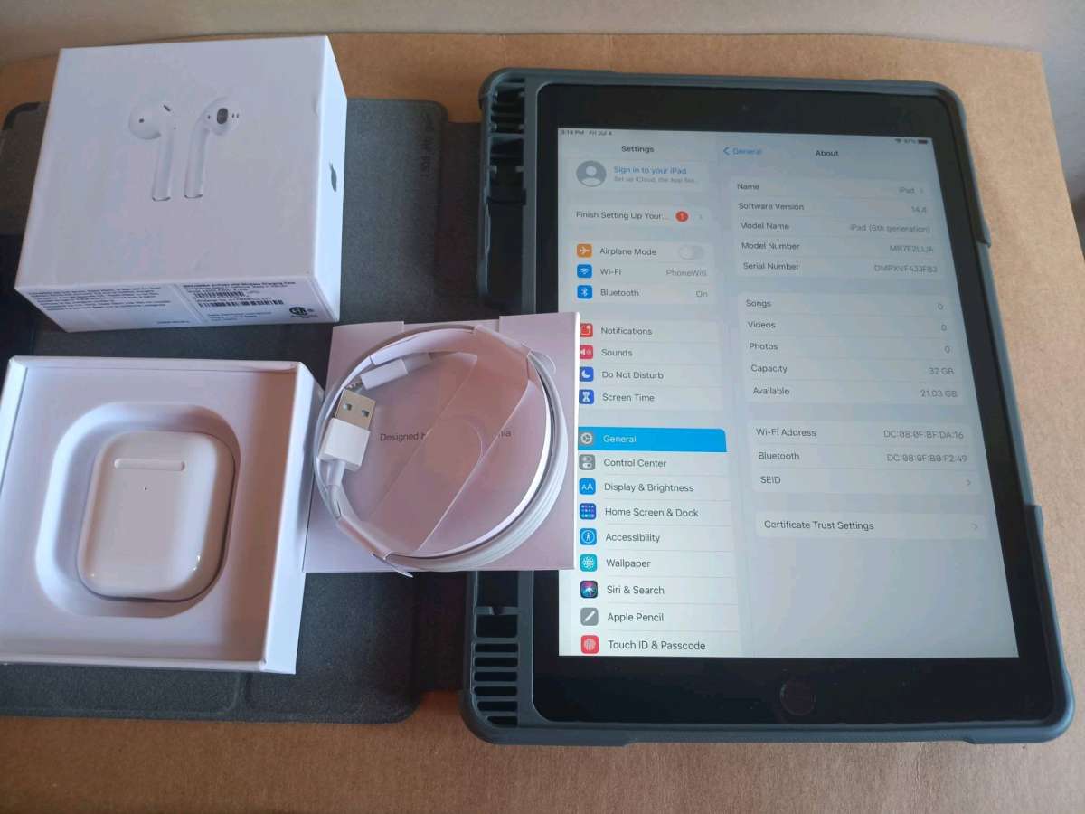 iPad gen 6 with air pods