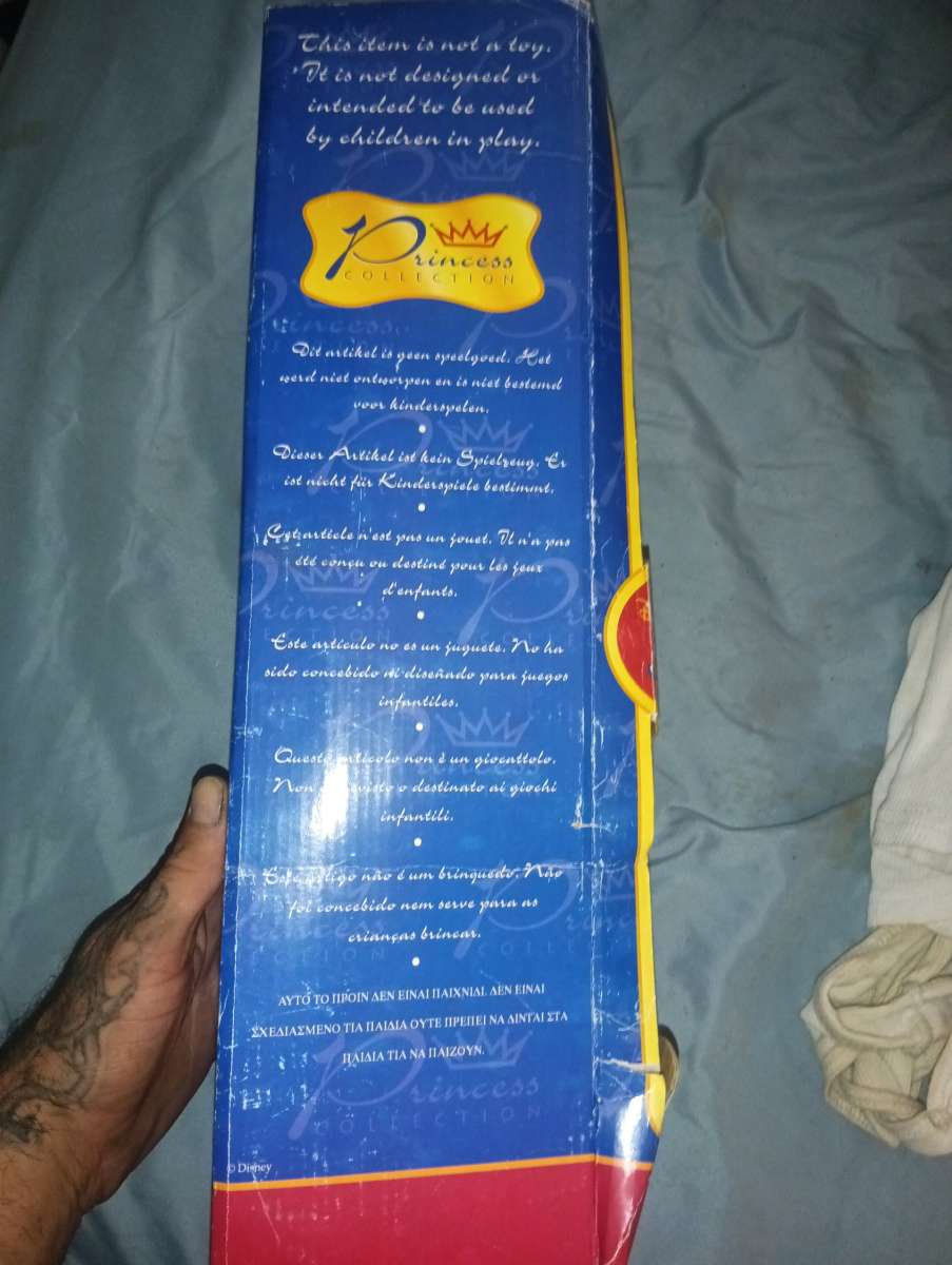 Disneys Aladdin princess Jasmine doll