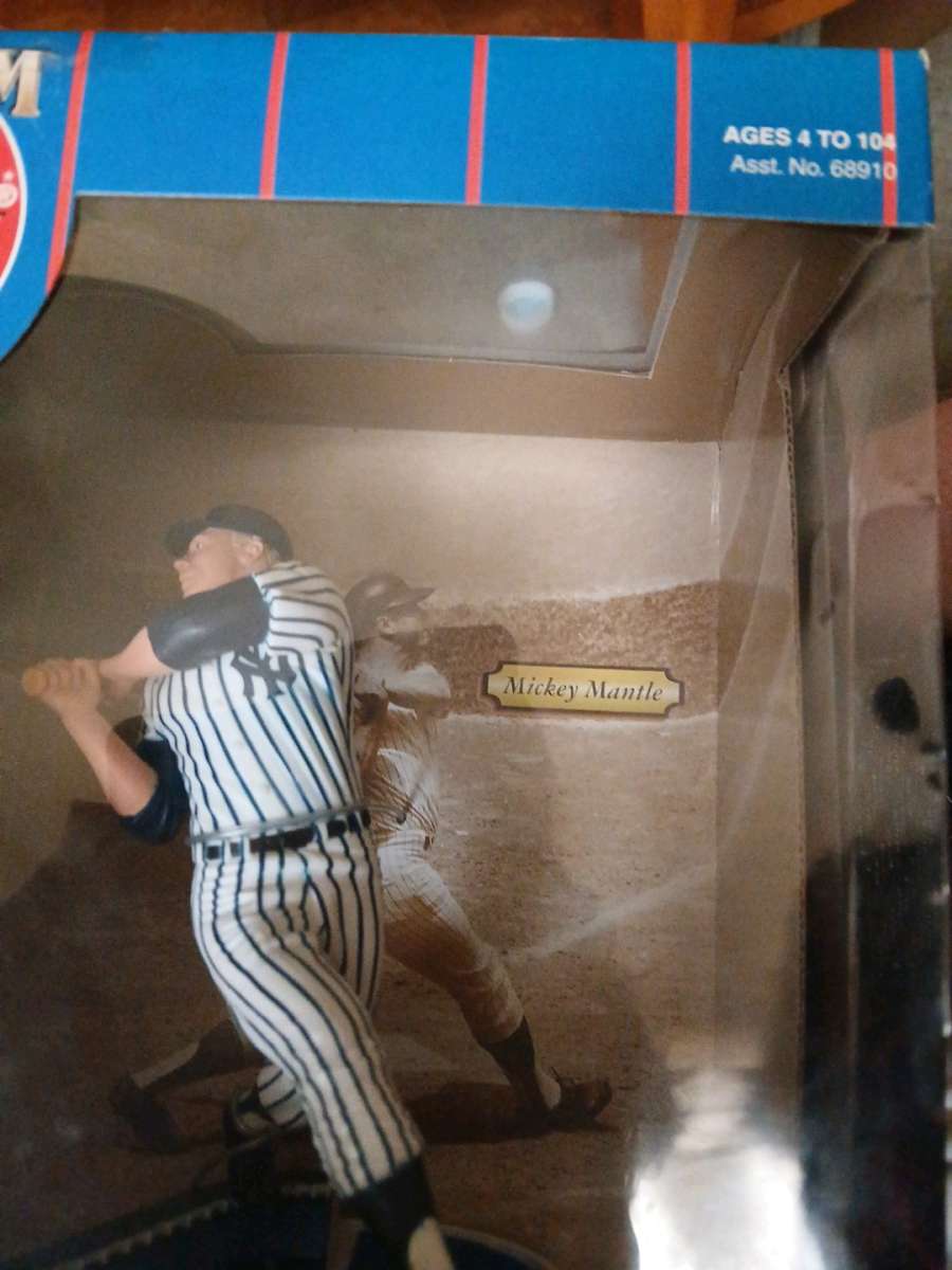Cooperstown collection mickey mantle 1997