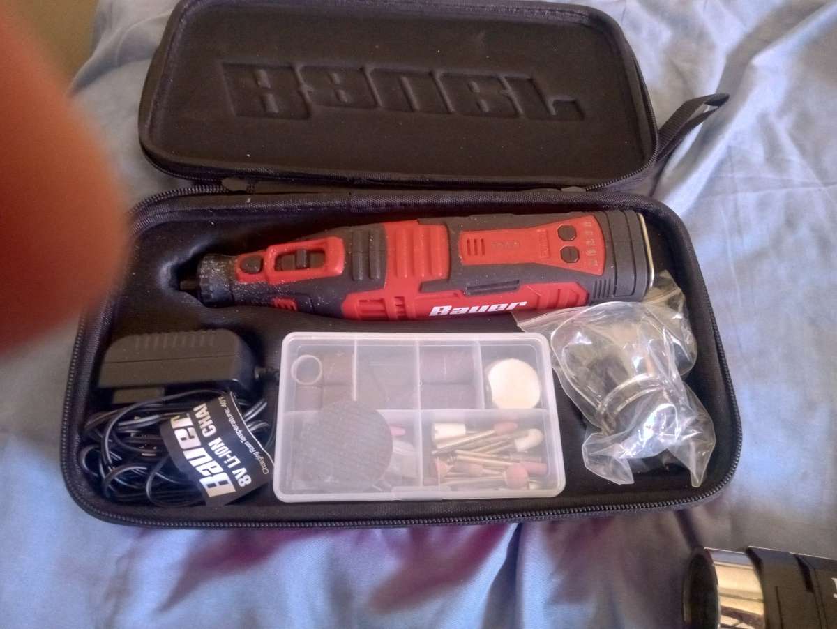 Bauer Dremel