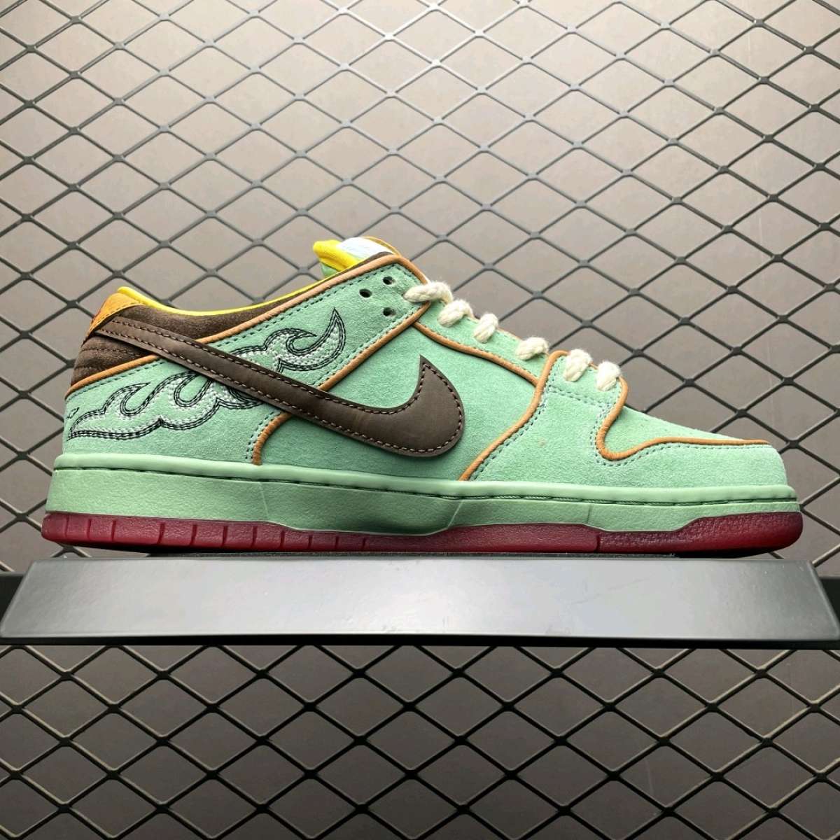 Nike SB Dunk Low x Rodeo Tourmaline