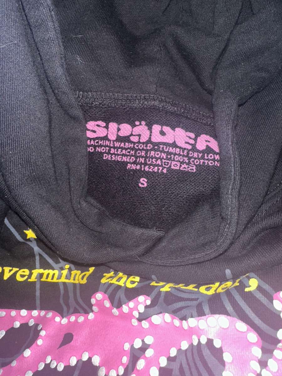spider hoodie size small