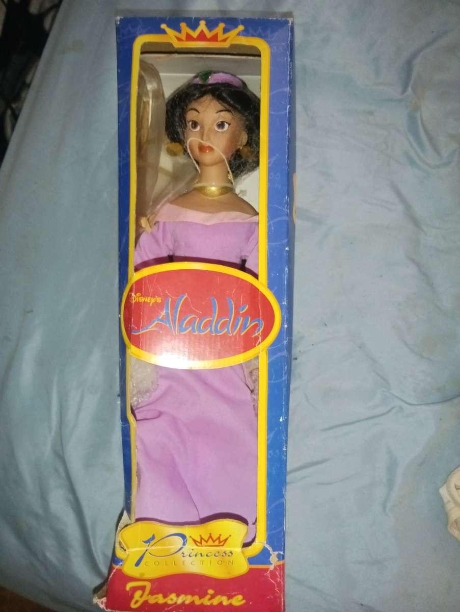 Disneys Aladdin princess Jasmine doll