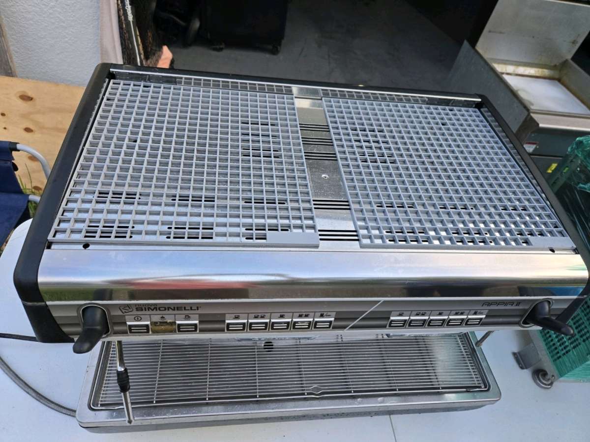 Im selling an espresso machine