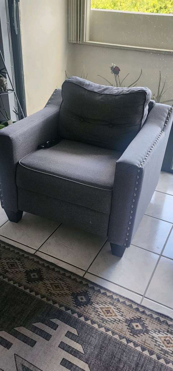 regalamos 3 sillones en buen estado kendall area 786 3375980