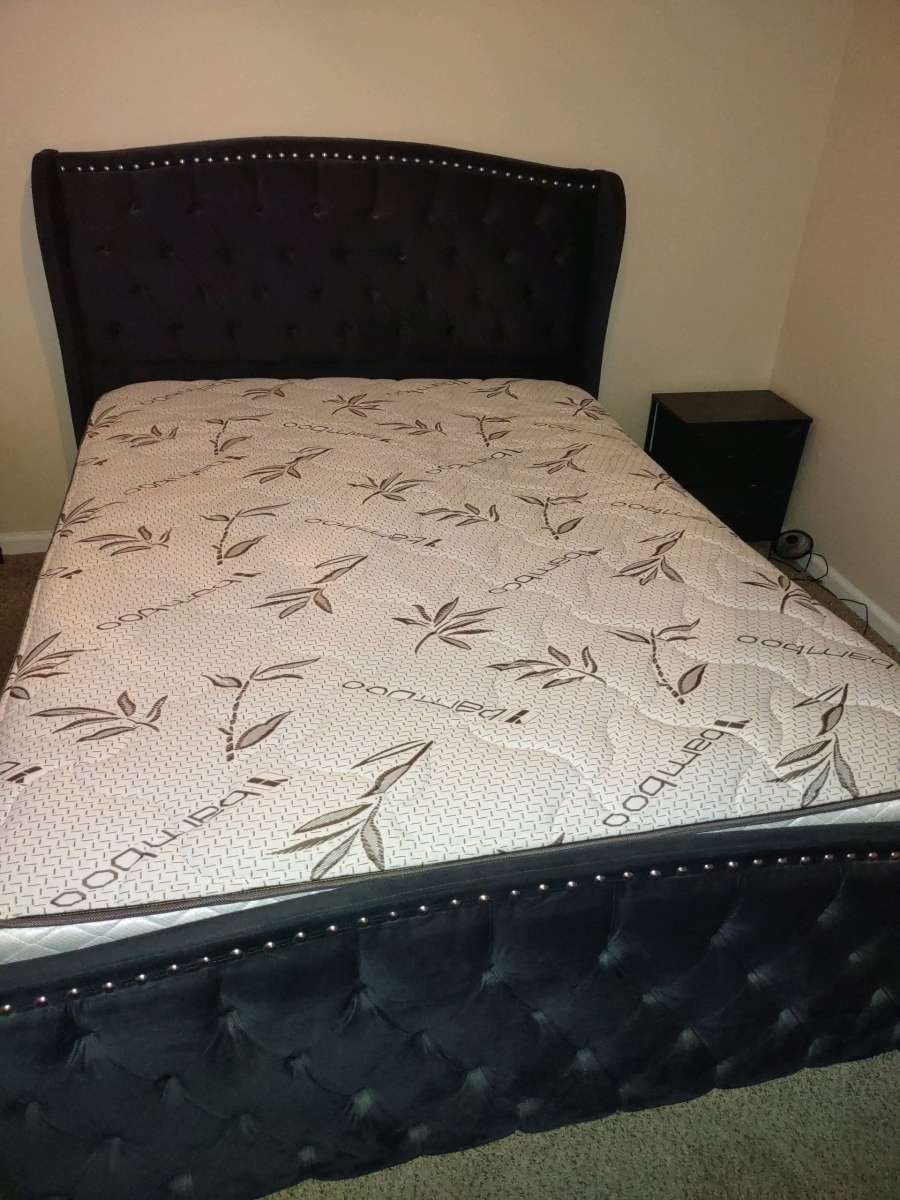 Queen Bed with  Bamboo Mattress