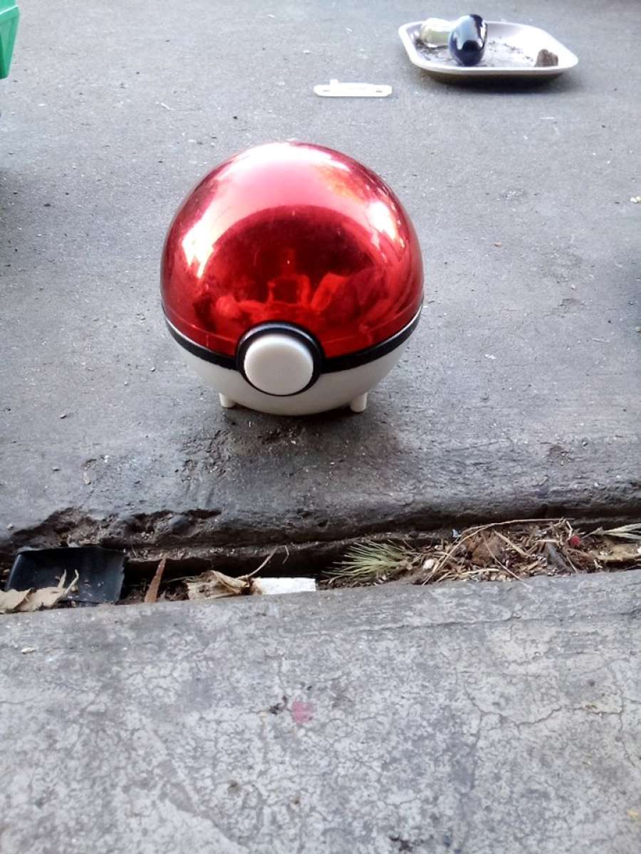 Jiggly Puff Gold Plated trading card