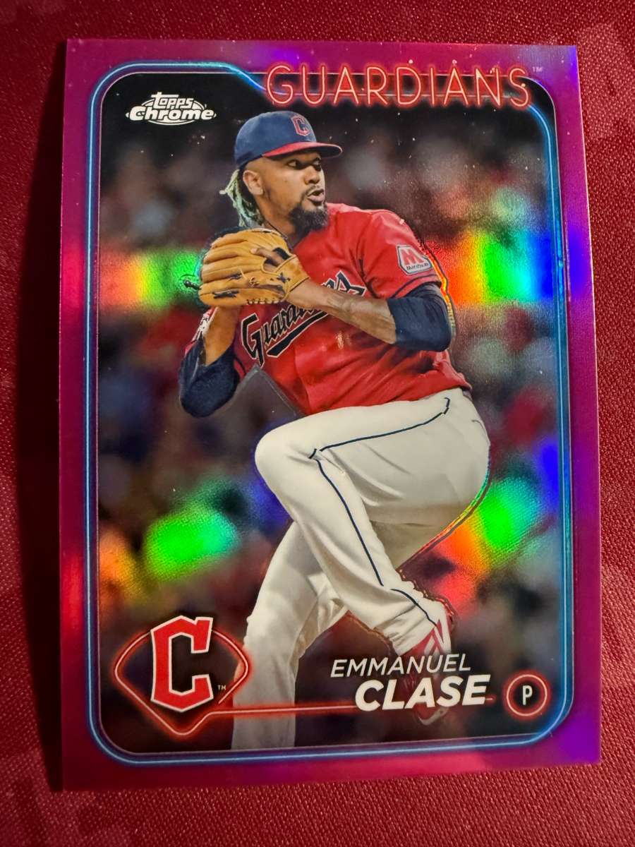 2024 Topps Chrome Emmanuel Clase 166 Pink Refractors NM