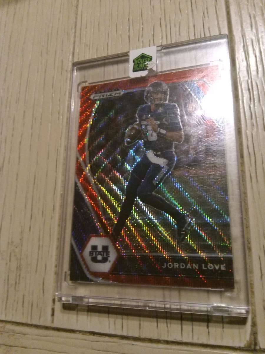 Jordan Love red blue wave prizm collegiate