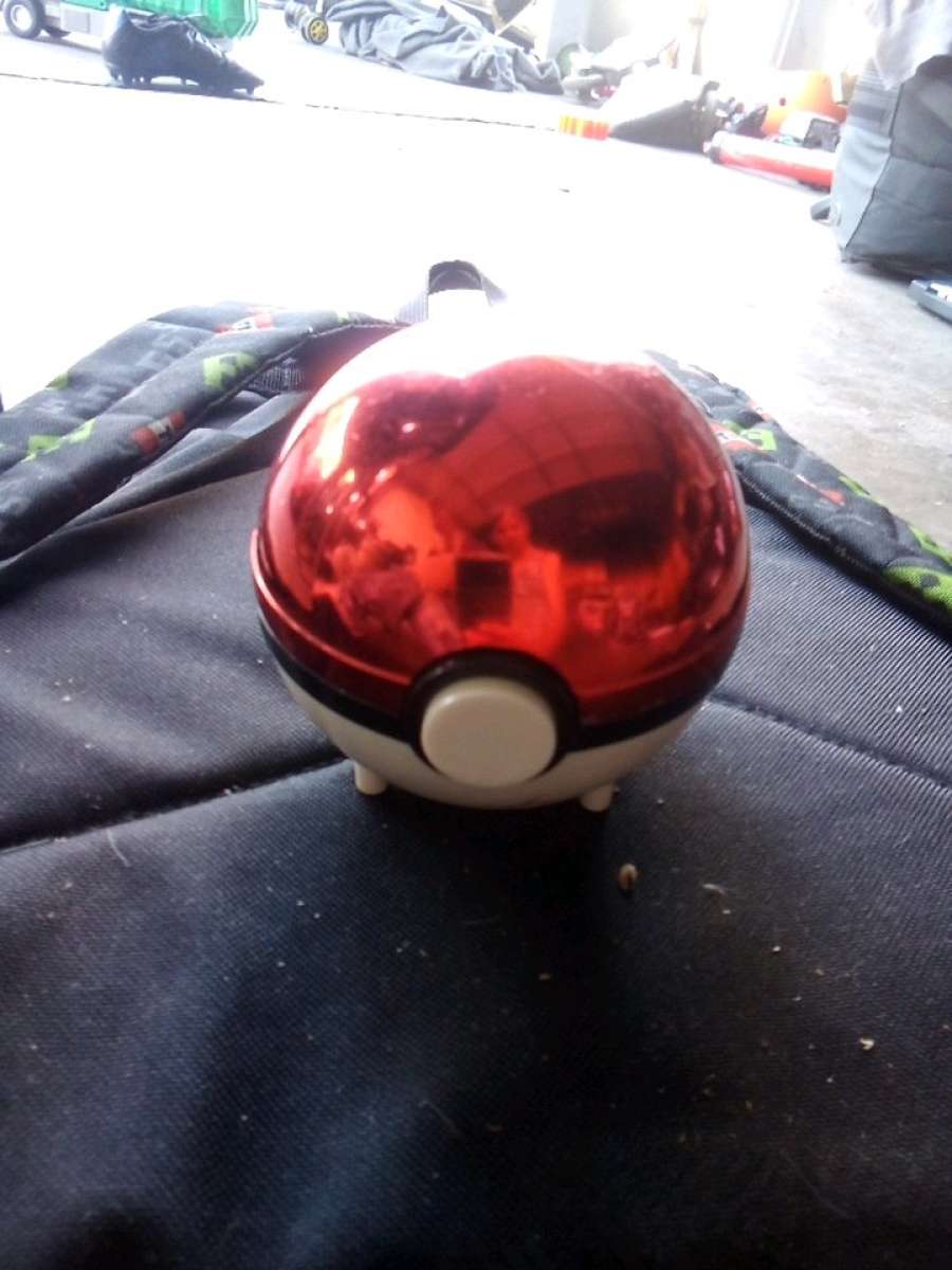 Poliwhirl Gold plated trading card