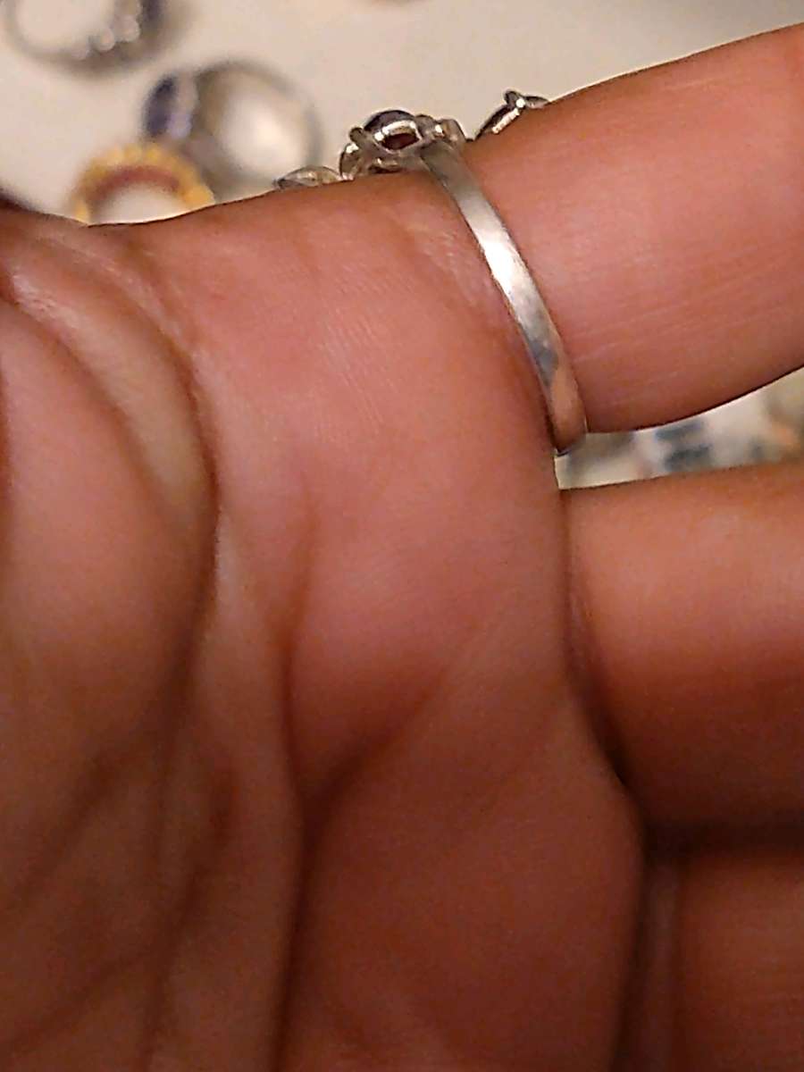 Sterling silver ring sz7