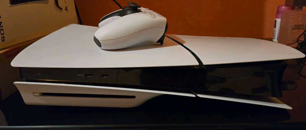 Play Station 5 Slim