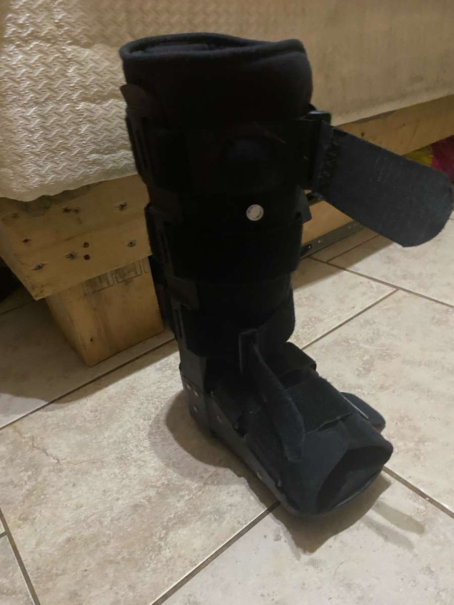 walker boot
