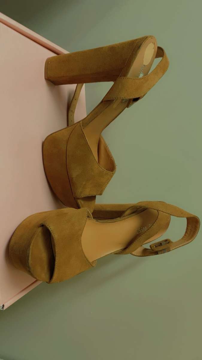 Velvet platform heels