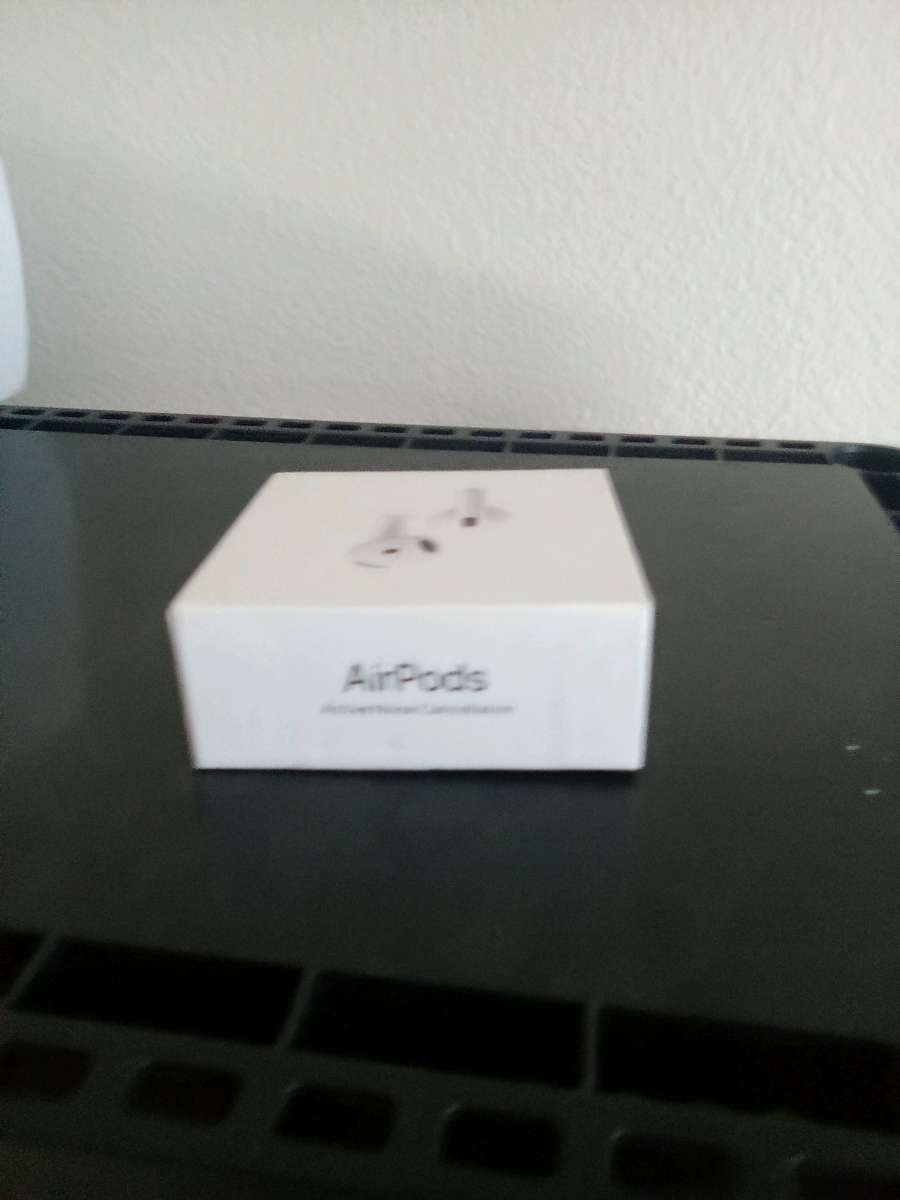 AirPods Generation 4