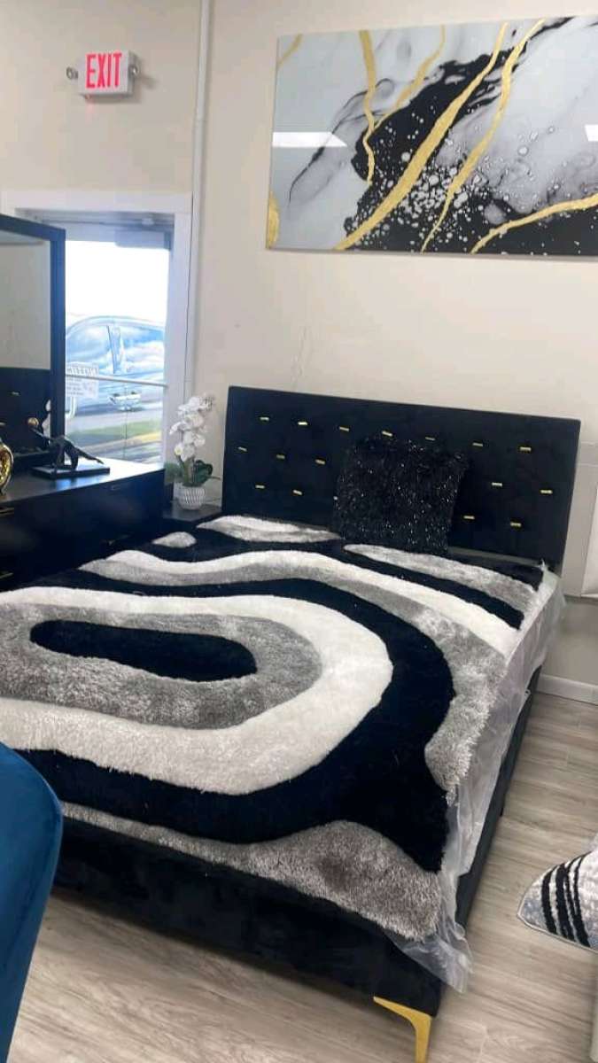 CAMA QUEEN EN VENTA PREGUNTE PRECIO