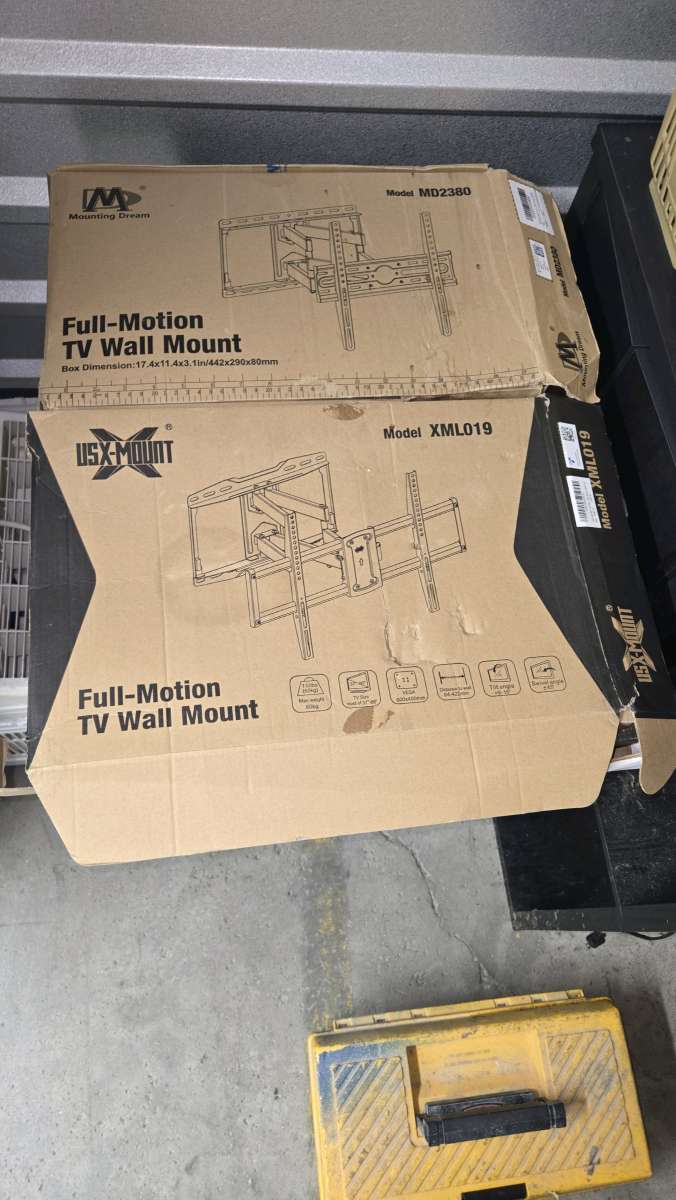 TV MOUNTS