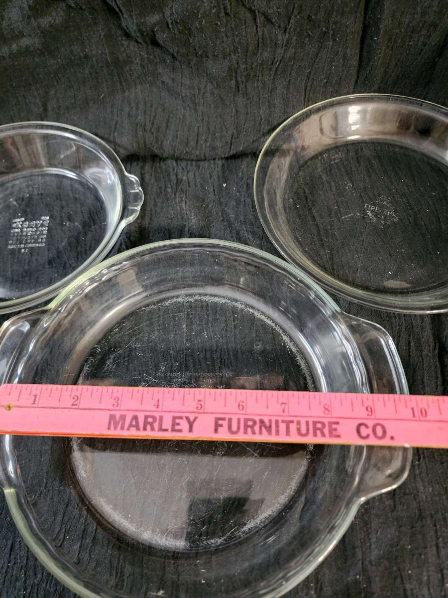 pie and tart glass pans
