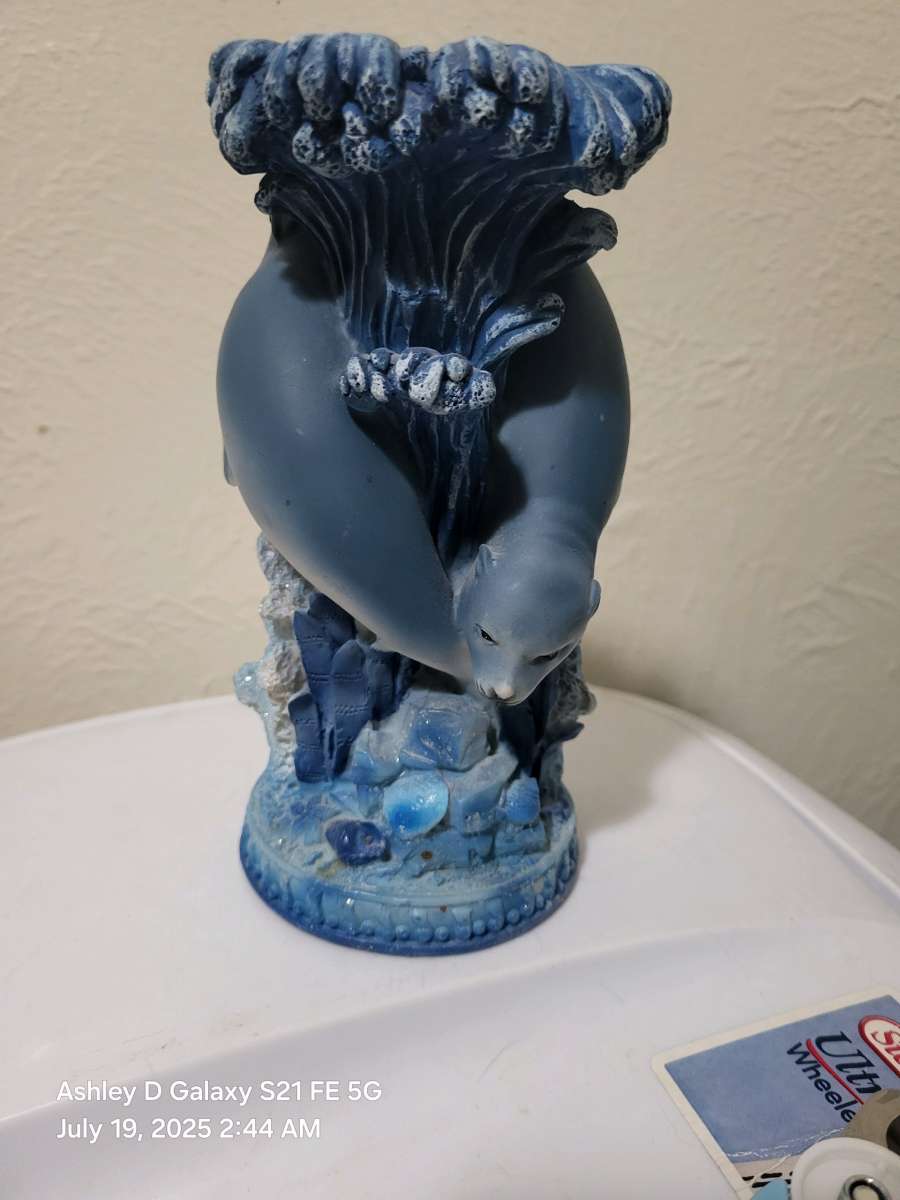 Dark Blue Seal Candle Holder