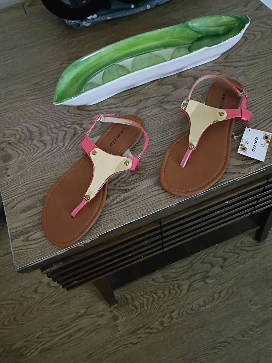 ladies new sandals size 7