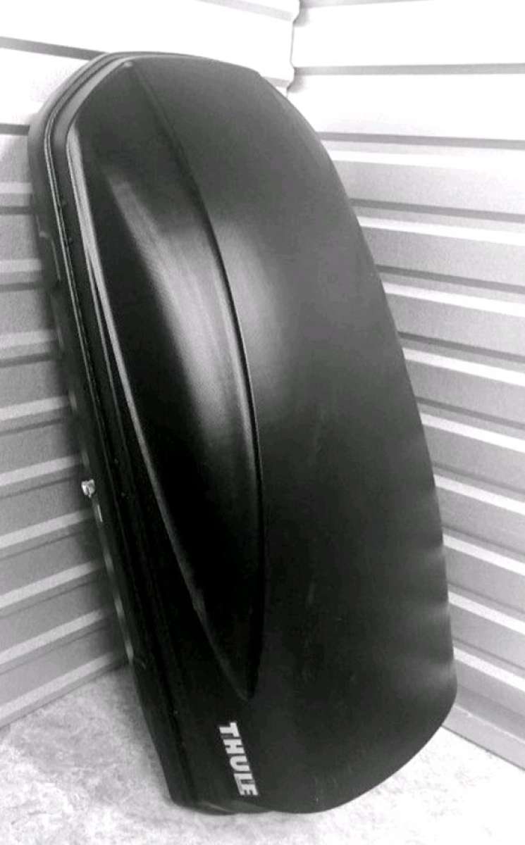 Thule Roof Top Carrier Like New
