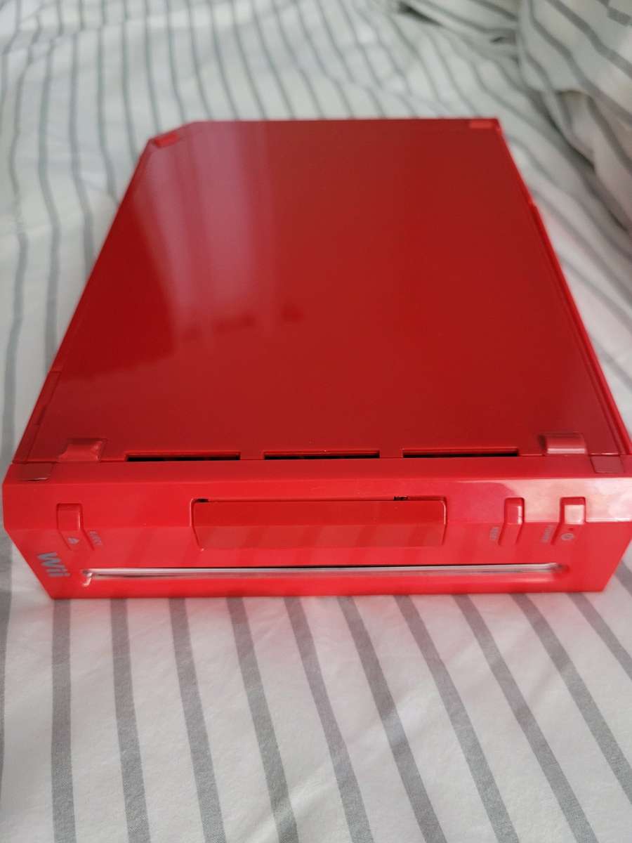 Red Wii Console Backward Compatible
