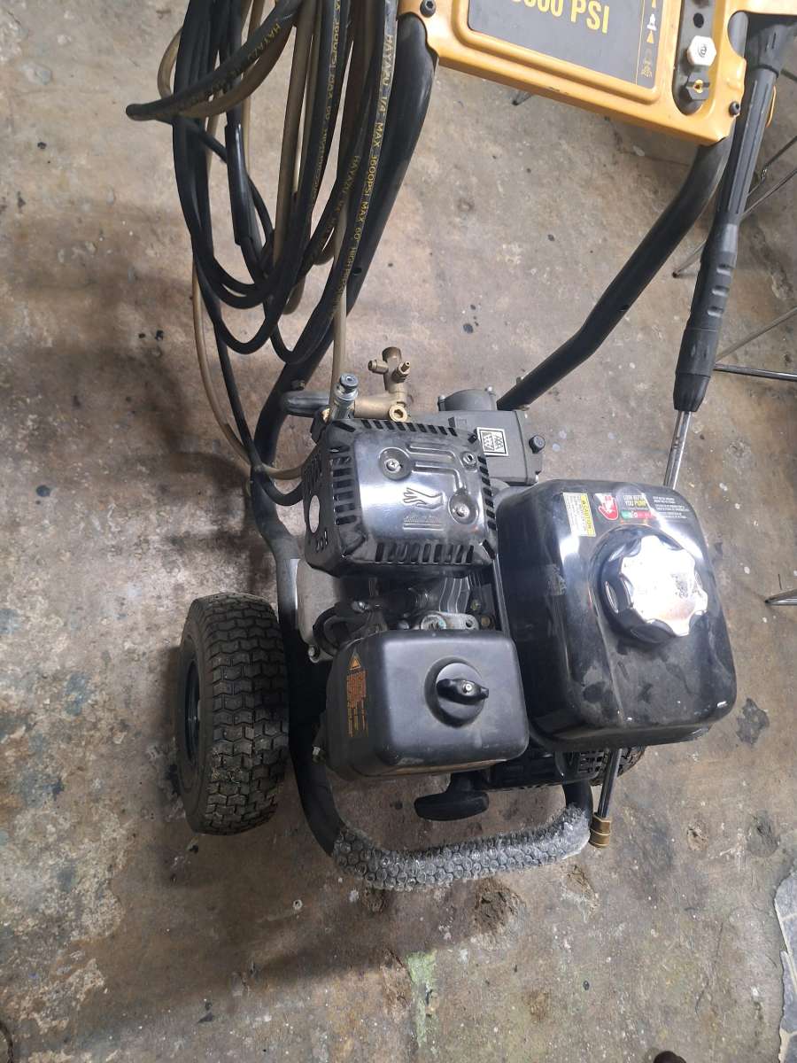 DeWalt pressure washer
