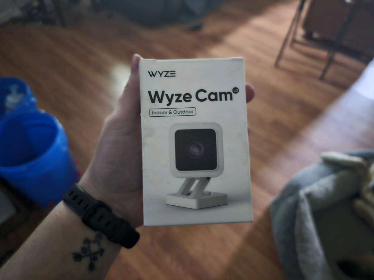 Wyze Cam v3 IndoorOutdoor Security camera