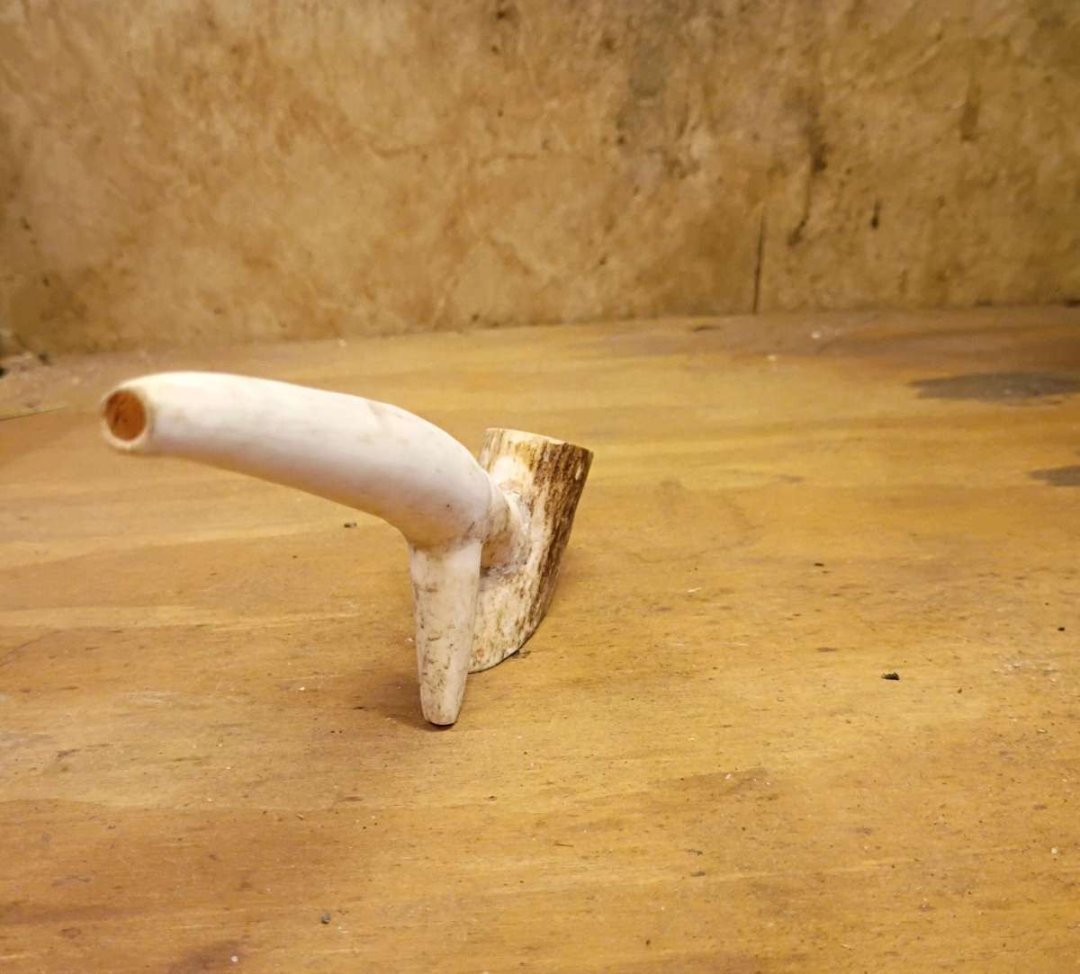elk antler pipe