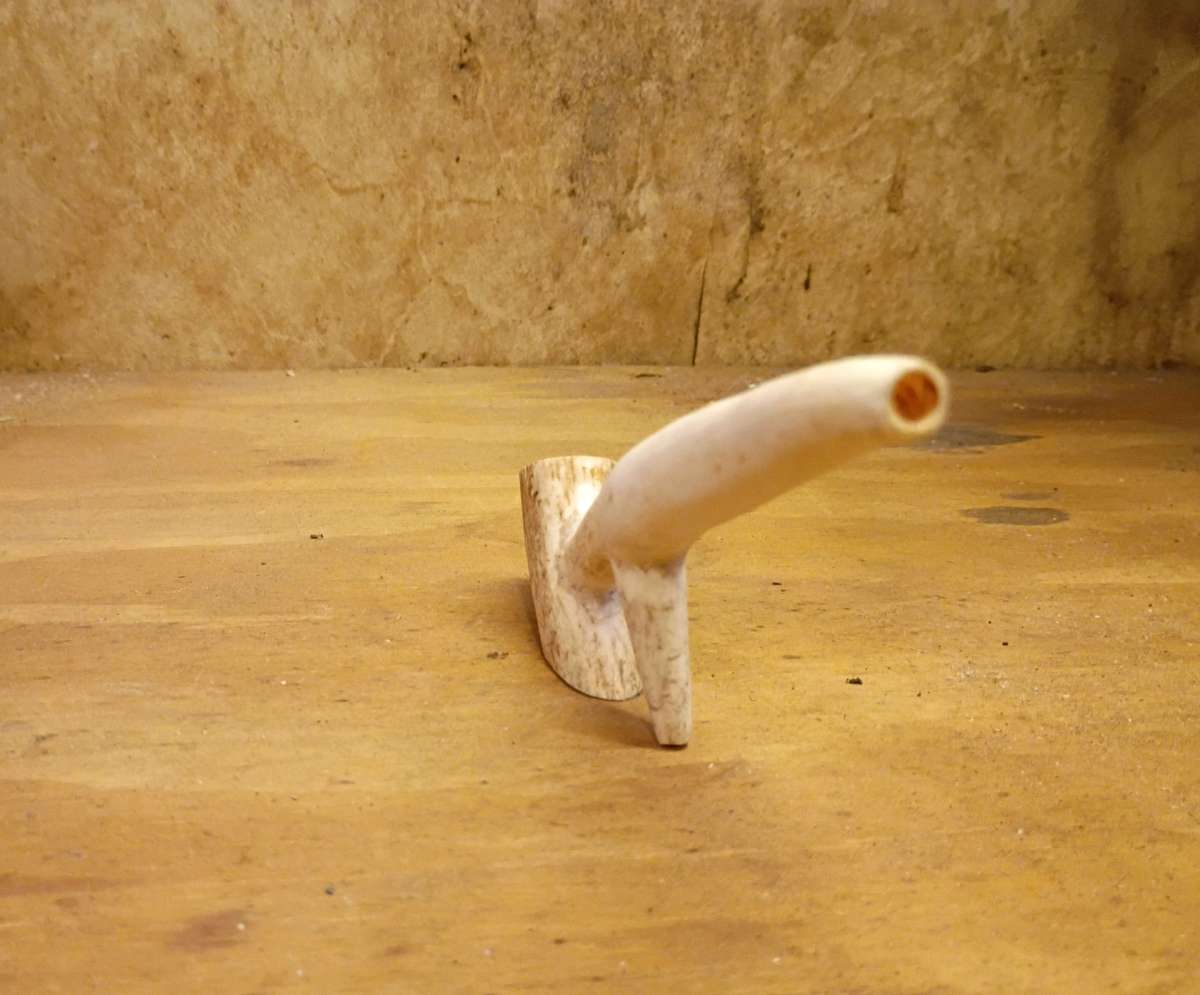 elk antler pipe
