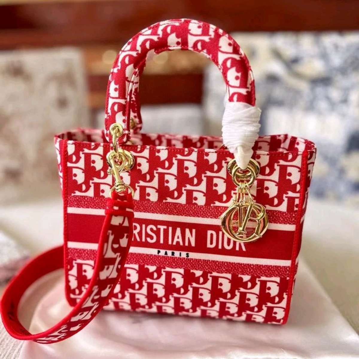 Fashion Shoulder and Handle Bag